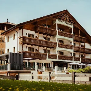 Alpenrose 3*, Arabba Italy