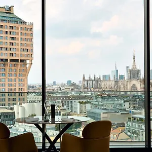 Uptown Palace 4* Милан